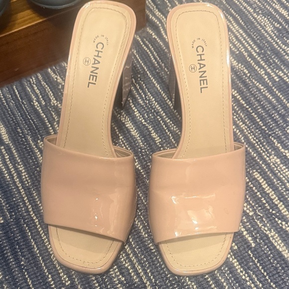 CHANEL Shoes - CHANEL Blush Pink Patent Leather Slide Mules